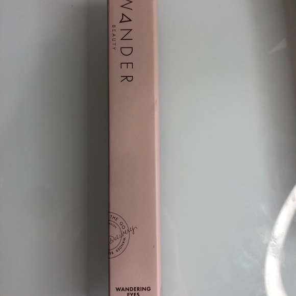 Wander Beauty wandering eyeshadow stick ✨ - Picture 6 of 12